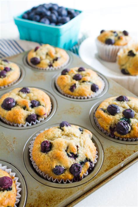 Banana Blueberry Muffins (Easy 30 Minute Banana Muffin Recipe!).